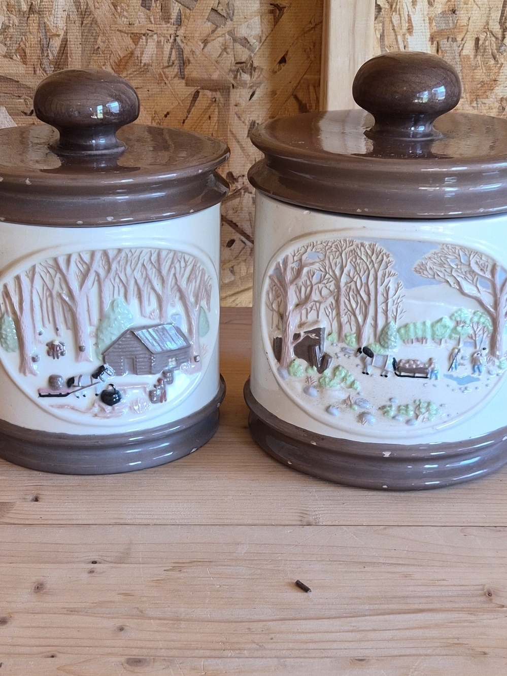Vintage Hershey Molds 1979 3D Authentic Farmhouse Scene Cookie Jar's with Lid